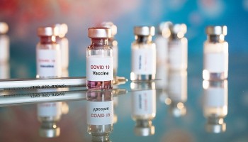 Không nhận vaccine tiêm phòng Covid-19, xảy ra dịch địa phương phải chịu trách nhiệm