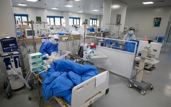 Nhiều đơn vị y tế ở Hà Nội xin trả lại tiền mua sắm trang thiết bị, vật tư