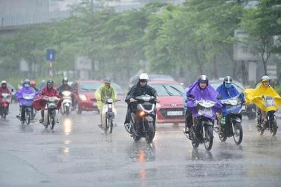 Thời tiết ngày 13/7: Cả nước mưa giông, Hà Nội cục bộ có mưa to