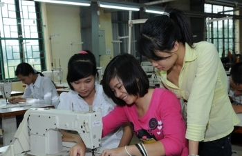 Việt Nam đang trong giai đoạn cơ cấu dân số vàng: Tận dụng để vượt bẫy thu nhập trung bình