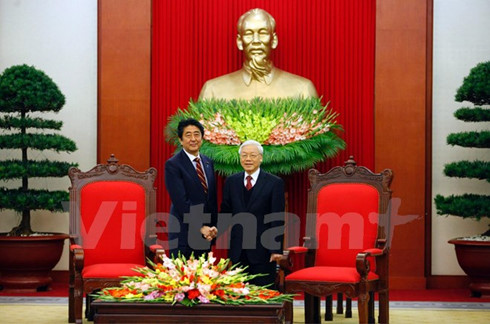 Tổng Bí thư Nguyễn Phú Trọng hoan nghênh Thủ tướng Shinzo Abe trở lại thăm Việt Nam