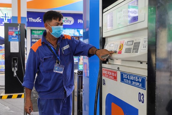 Bộ Công Thương đã xử lý khẩn trương, chính xác vấn đề giá xăng dầu vùng 2 của thương nhân phân phối