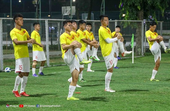 U19 Việt Nam - U19 Indonesia: "Chào sân" U19 Đông Nam Á