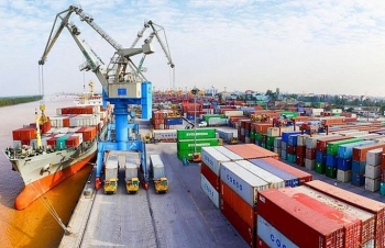 Xuất nhập khẩu hàng hóa chính thức vượt mốc 400 tỷ USD