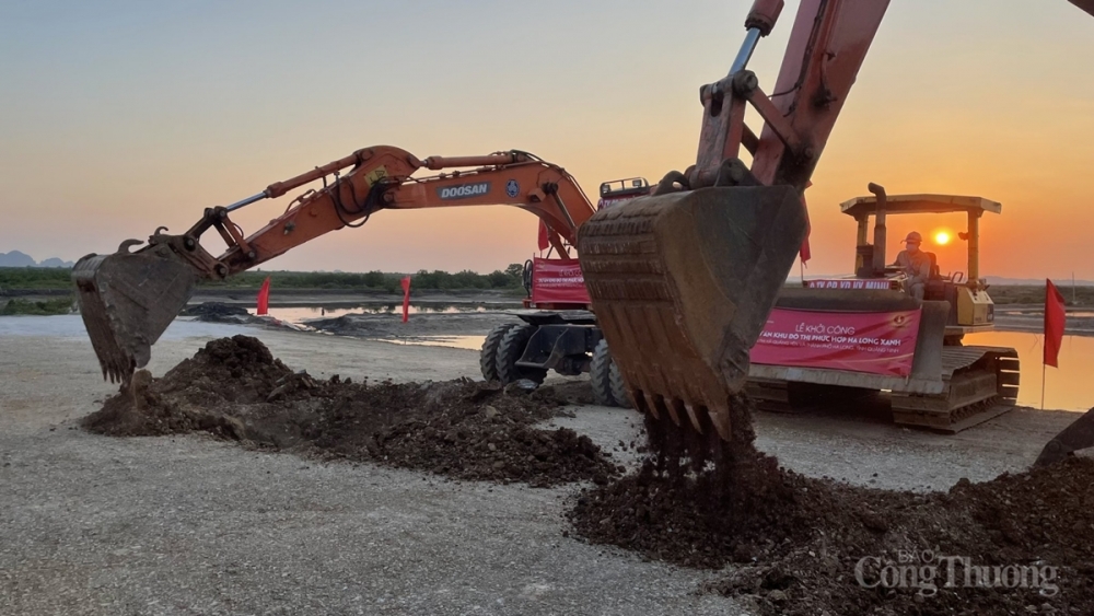 Sở Xây dựng, Sở Tài nguyên – Môi trường tiếp tục hỗ trợ chủ đầu tư thúc đẩy việc sử dụng đất đá thải mỏ phục vụ san lấp mặt bằng dự án với cung đường vận chuyển, giá thành hợp lý