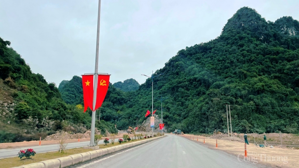 dự án đường bao biển Hạ Long – Cẩm Phả, đây sẽ trở thành con đường du lịch, con đường di sản