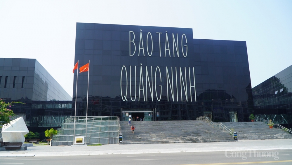 Bảo tàng Quảng Ninh là một trong những địa điểm miễn phí 100% vé tham quan vào một số ngày lễ, kỷ niệm trong năm 2021 của tỉnh Quảng Ninh