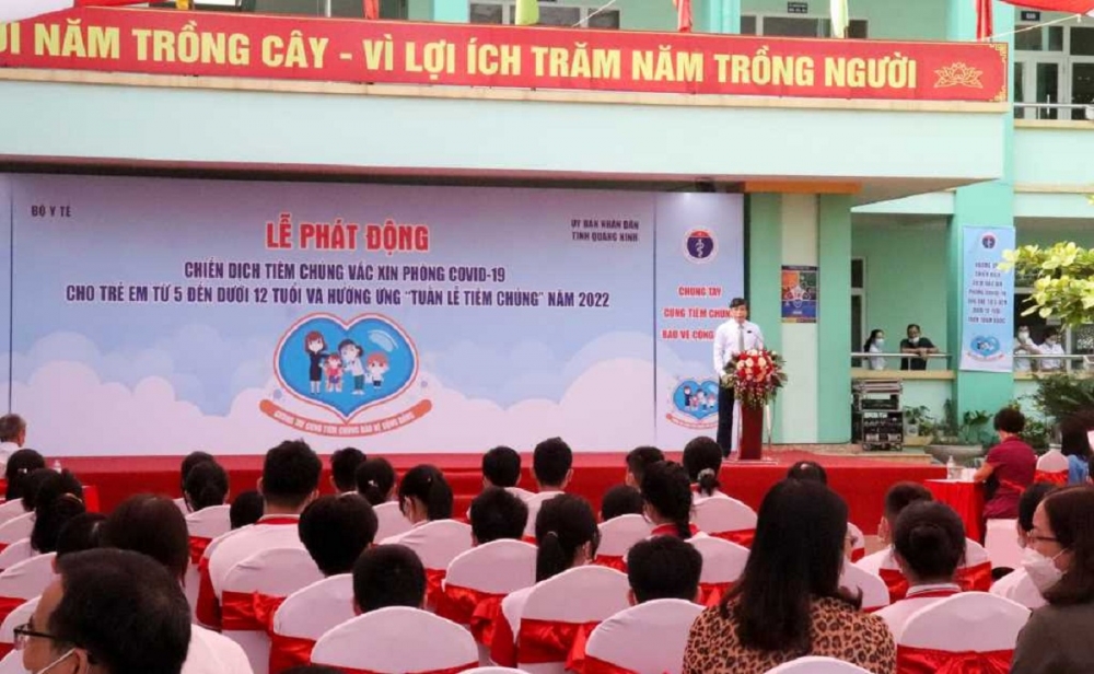 Lễ phát động triển khai chiến dịch tiêm chủng vắc xin phòng Covid-19 cho trẻ từ 5 đến dưới 12 tuổi và hưởng ứng tuần lễ tiêm chủng năm 2022 tại Quảng Ninh