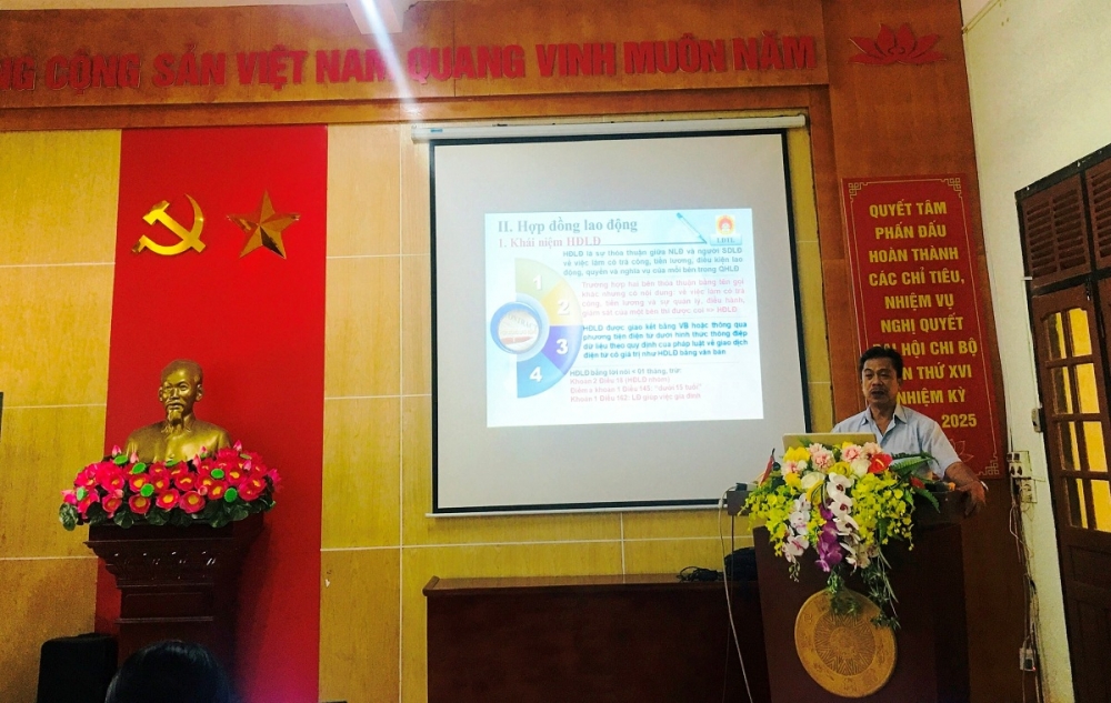 Trong thời gian dịch Covid-19 được kiểm soát, ngành BHXH tỉnh Quảng Ninh đã tích cực tổ chức nhiều buổi tuyên truyền, phổ biến, đối thoại chính sách BHXH, BHYT cho chủ sử dụng lao động, người lao động