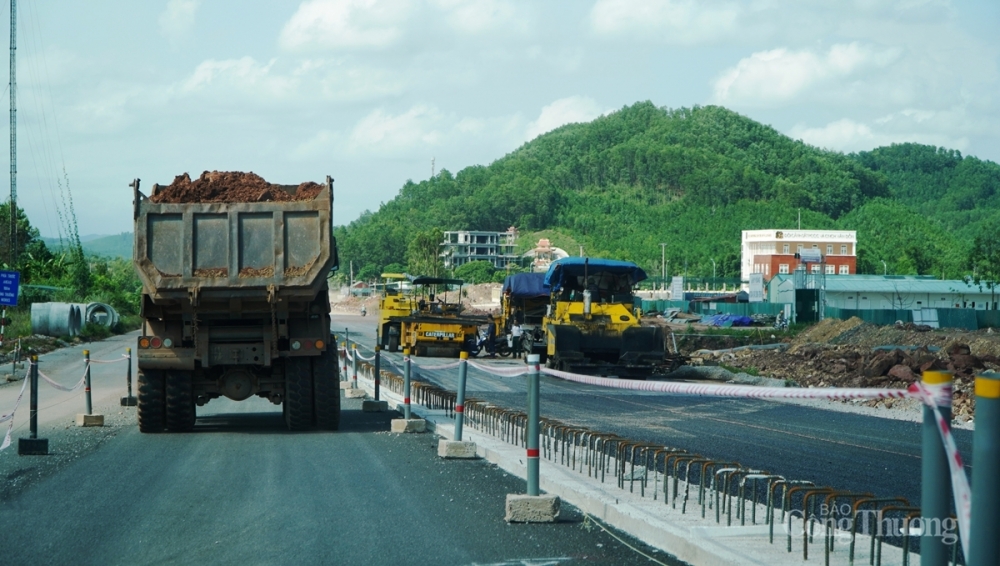 Đường cao tốc Vân Đồn - Móng Cái dự kiến sẽ được đưa vào sử dụng trong năm 2021