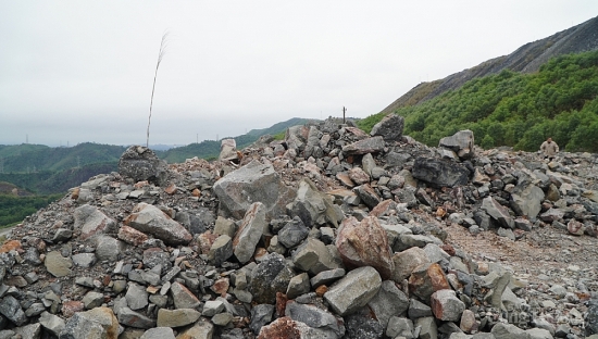 Quảng Ninh: Dừng cấp phép khai thác các mỏ đá ven Vịnh Hạ Long