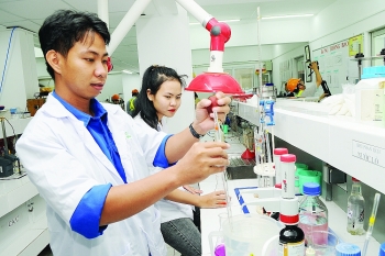 Vietnam focuses on training sci-tech workforce