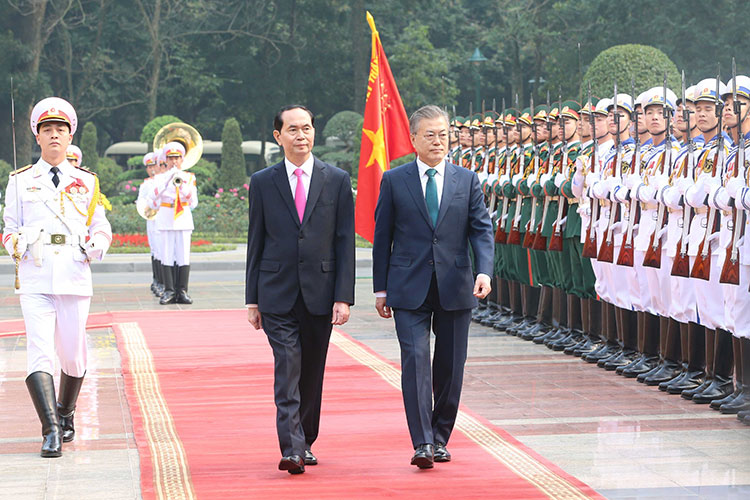 Chủ tịch nước Trần Đại Quang hội đàm với Tổng thống Hàn Quốc Moon Jae In