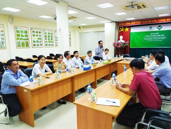 Viện nghiên cứu và doanh nghiệp hợp tác nâng cao giá trị sản phẩm dừa