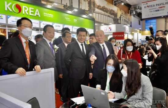 Bộ trưởng Nguyễn Hồng Diên: Vietnam Expo đem đến cơ hội thiết thực cho doanh nghiệp