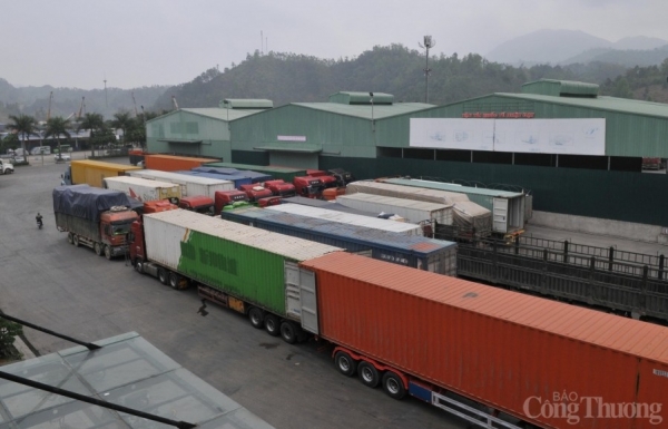 Mở rộng cửa khẩu đường bộ Việt Nam - Trung Quốc tại Lạng Sơn