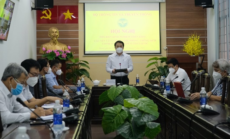 Thứ trưởng Bộ TT&TT Nguyễn Huy Dũng phát biểu tại Hội nghị