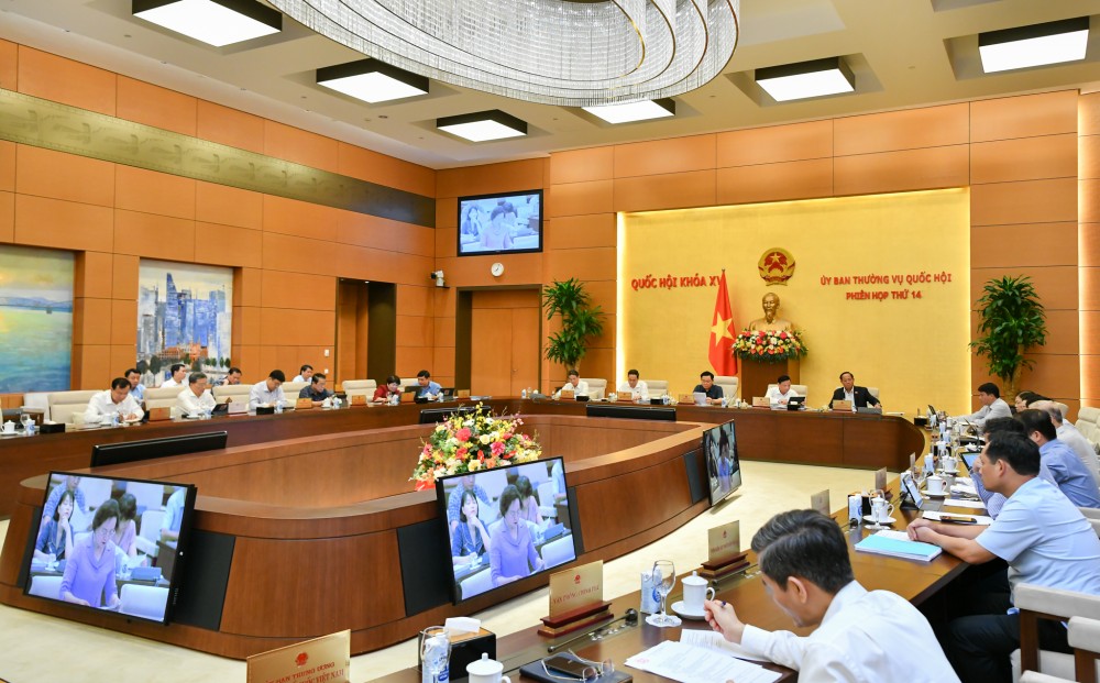Thường vụ Quốc hội biểu quyết thành lập thị xã Chơn Thành và thị trấn Bình Phú