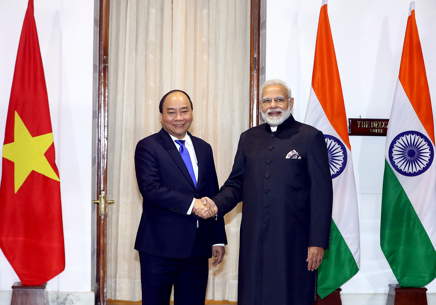 Hai Thủ tướng Việt Nam và Ấn Độ hội đàm