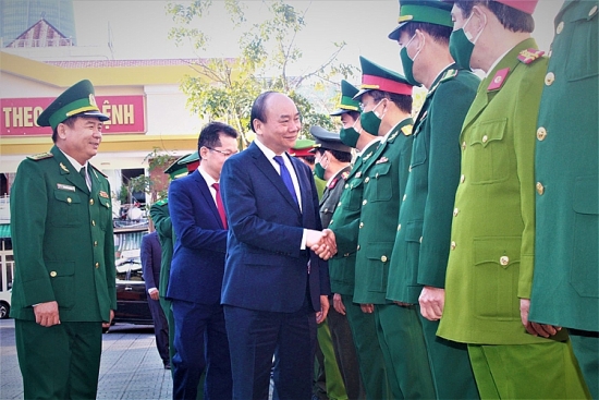 Thủ tướng Nguyễn Xuân Phúc chúc Tết các đơn vị lực lượng vũ trang TP. Đà Nẵng
