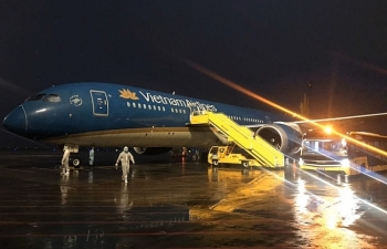 Sân bay Vân Đồn đón 3 chuyến bay chở công dân Việt từ châu Âu trở về