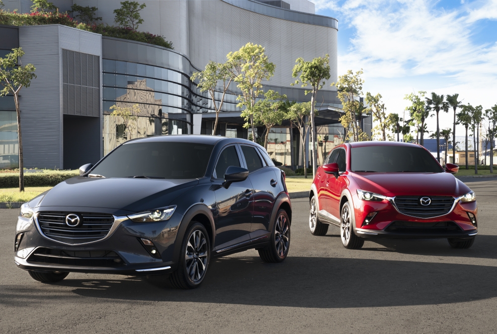 Mazda CX-3 và CX-30: Bộ đôi SUV thêm hấp dẫn với ưu đãi 50% phí trước bạ