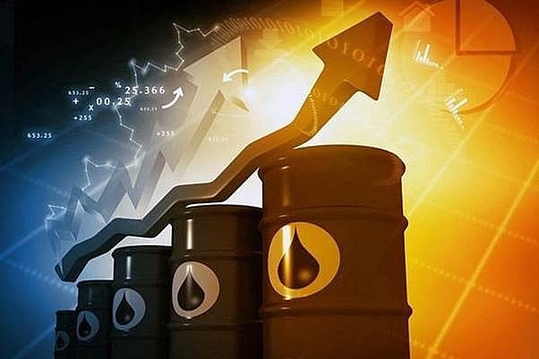 Tại sao giá dầu thế giới cao trở lại?