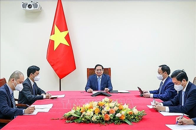 Thủ tướng Phạm Minh Chính điện đàm với Thủ tướng Lào Phankham Viphavan