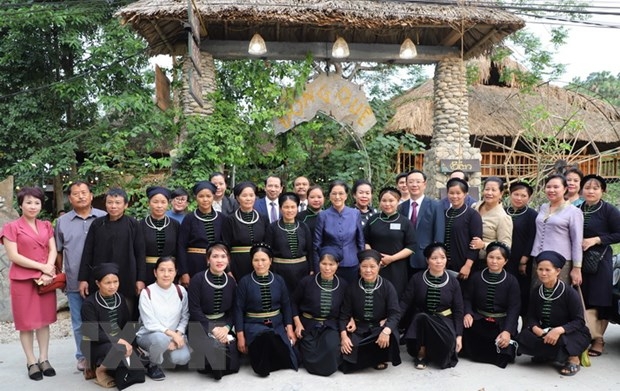 Phó Chủ tịch nước Lào Pany Yathotou thăm và làm việc tại Hà Giang