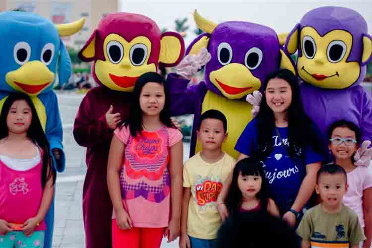 Du khách tận hưởng hè sôi động tại Sun World Danang Wonders (Asia Park)