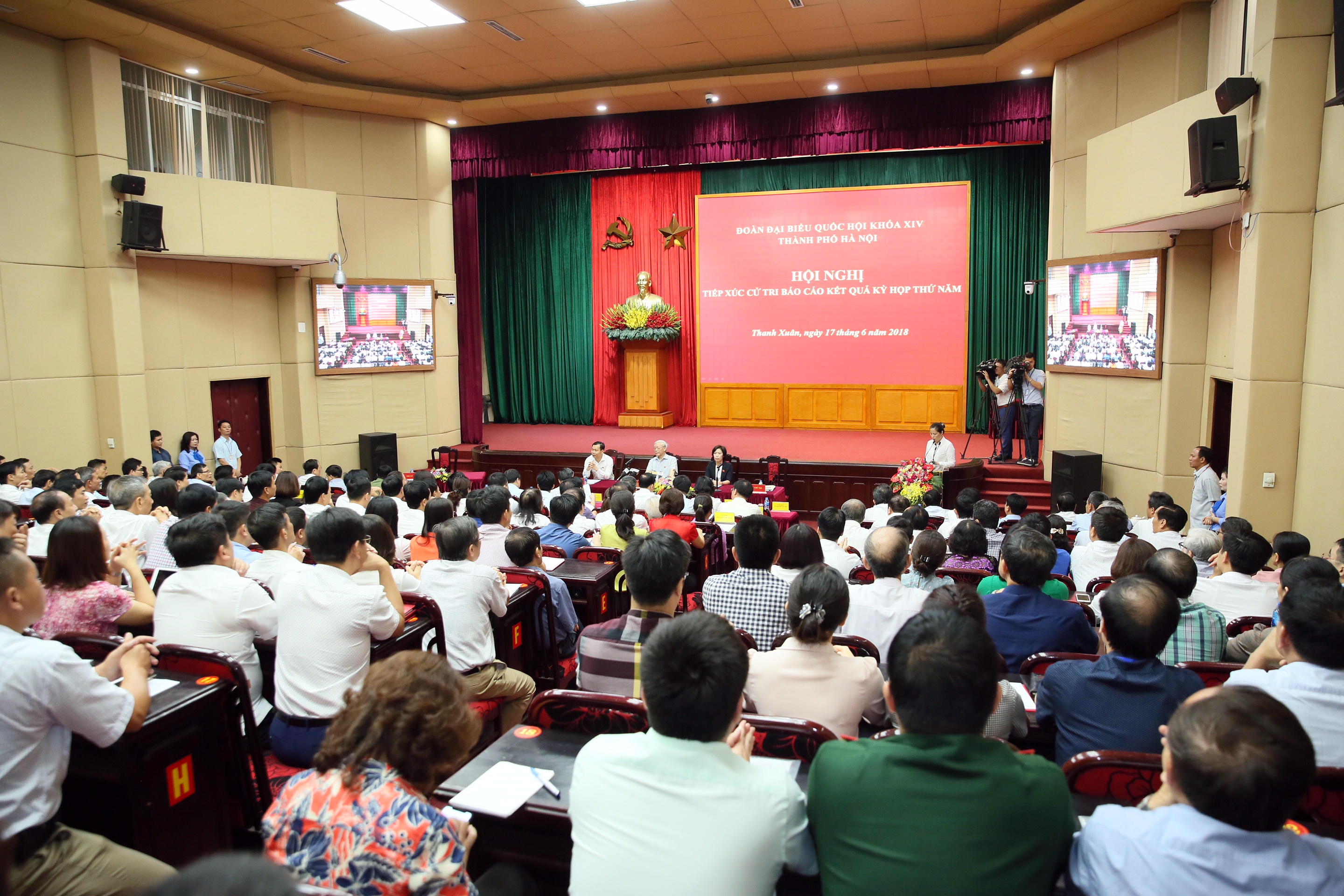 Tổng Bí thư Nguyễn Phú Trọng tiếp xúc cử tri