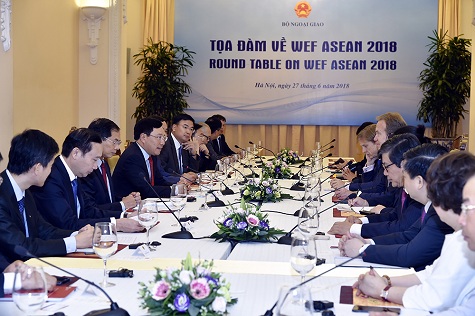 Phó Thủ tướng Phạm Bình Minh chủ trì Tọa đàm về Hội nghị WEF ASEAN 2018