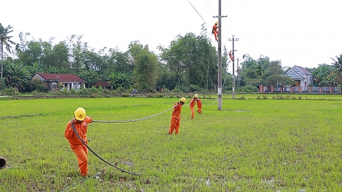 PC Quảng Nam đẩy mạnh tiếp nhận lưới điện hạ áp nông thôn