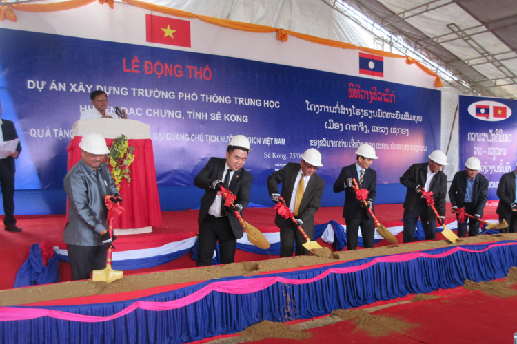 BIDV tài trợ xây dựng trường PTTH Dakcheung tại tỉnh Sekong, CHDCND Lào
