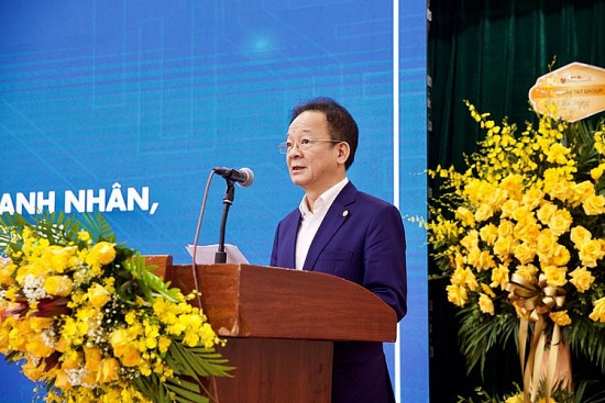 Ông Đỗ Quang Hiển làm Chủ tịch CLB Cựu sinh viên Doanh nhân Đại học Quốc gia Hà Nội