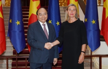 Thủ tướng đề nghị EU tạo điều kiện cho các doanh nghiệp Việt Nam mở rộng thị trường