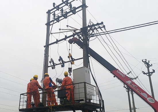PC Quảng Ninh triển khai nhiều giải pháp nhằm giảm tỷ lệ tổn thất điện năng