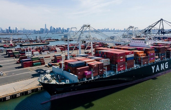 Chi phí vận chuyển container đạt kỷ lục mới và chưa dừng lại