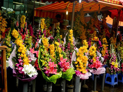 Hoa là mặt hàng ‘hot’ trong ngày Phụ nữ Việt Nam