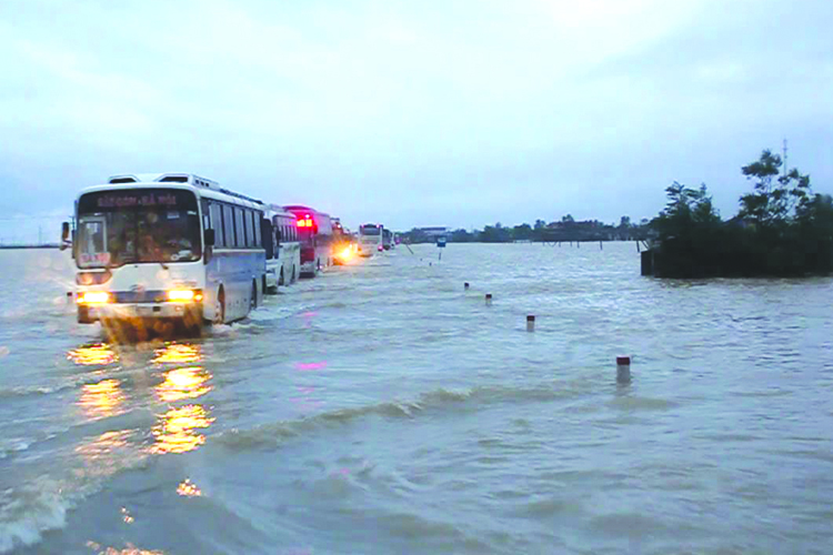 Ngành Công Thương miền Trung: Nhanh chóng khắc phục hậu quả mưa lũ
