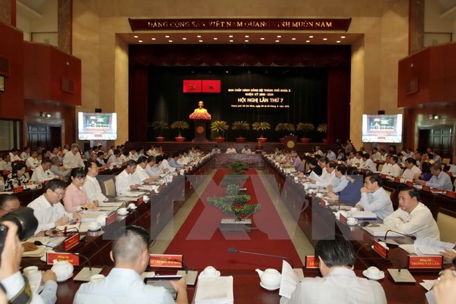 Thủ tướng đồng ý tăng cường phân cấp, ủy quyền cho UBND TP. Hồ Chí Minh