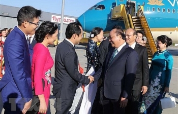 Thủ tướng Nguyễn Xuân Phúc đến Vienna, bắt đầu thăm chính thức Áo