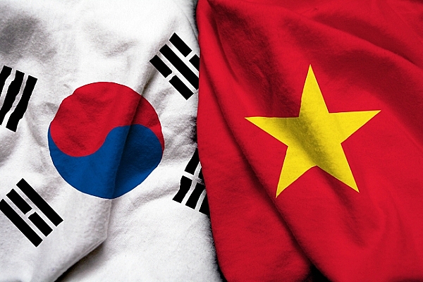 Đầu tư Hàn Quốc: Năm 2024, Việt Nam đang là vùng đất mà các nhà đầu tư Hàn Quốc quan tâm đến nhất về lĩnh vực đầu tư. Với nền kinh tế phát triển và nhiều tiềm năng đang chờ đợi khám phá, các nhà đầu tư Hàn Quốc đang đổ xô vào Việt Nam để thực hiện các dự án đầu tư. Cùng tham gia xem hình ảnh về đầu tư Hàn Quốc tại Việt Nam và cơ hội bùng nổ kinh tế trong tương lai.