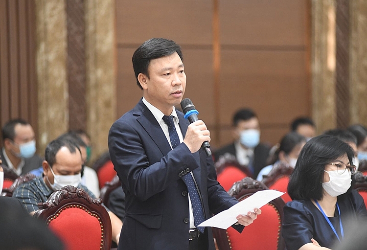 Ông Lê Vĩnh Sơn, Chủ tịch Hội Doanh nghiệp sản xuất công nghiệp chủ lực Hà Nội, phát biểu tại Hội nghị