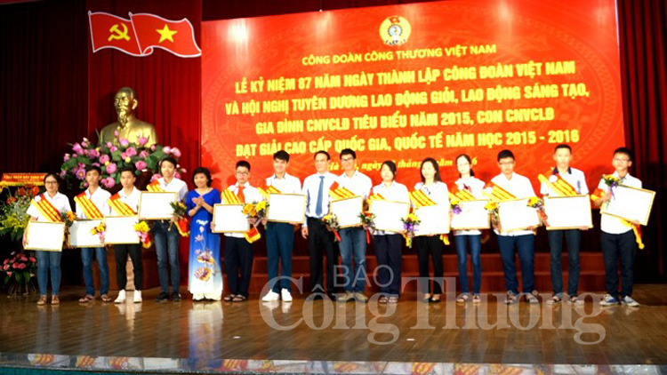 Công đoàn Công Thương Việt Nam tổ chức Hội nghị tuyên dương lao động giỏi, lao động sáng tạo