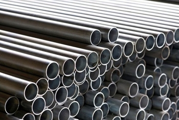Canada khởi xướng điều tra chống bán phá giá ống thép hàn các bon nhập khẩu Việt Nam