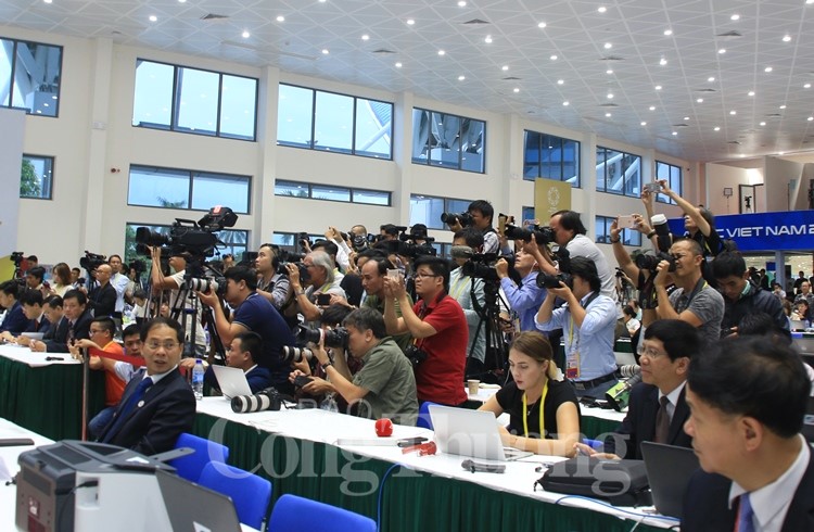 Hội nghị các nhà lãnh đạo kinh tế APEC đã thành công và thông qua Tuyên bố Đà Nẵng