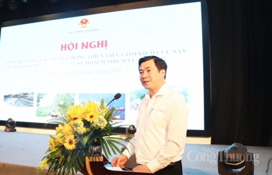 Thứ trưởng Nguyễn Sinh Nhật Tân: Tăng cường phối hợp trong phòng chống thiên tai và tìm kiếm cứu nạn
