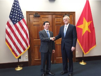 Bộ trưởng Vũ Huy Hoàng làm việc với Đại diện Thương mại Hoa Kỳ và Thứ trưởng điều hành Bộ Thương mại Hoa Kỳ
