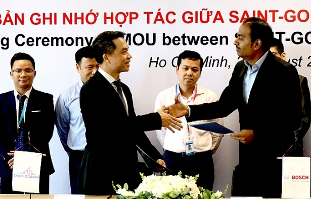 Bosch Việt Nam và Saint-Gobain ký kết Biên bản Ghi nhớ